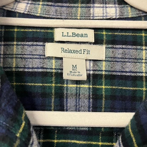 L.L. Bean Scotch Dark Green Plaid Flannel Shirt | 100% Cotton | Cabincore Layer - Picture 6 of 7